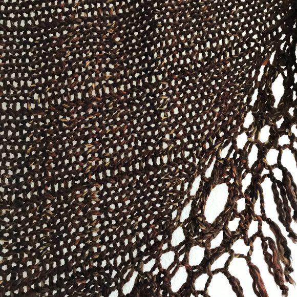 NEW Handmade Triangular Bulky Beauty Lace Sequoia Shawl, 102"L & 37"D - Picture 9 of 13